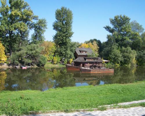 Lodný mlyn v Kolárove