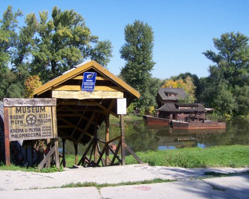 Lodný mlyn v Kolárove